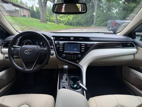 Used 2020 Toyota Camry LE w/ Convenience Package AWD/4WD image 13