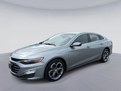 Used 2024 Chevrolet Malibu LT image 8