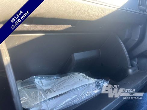 Used 2022 GMC Canyon Elevation w/ Elevation Premium Package image 22