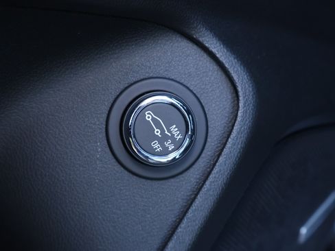 New 2026 Chevrolet TrailBlazer ACTIV w/ Convenience Package FWD image 9