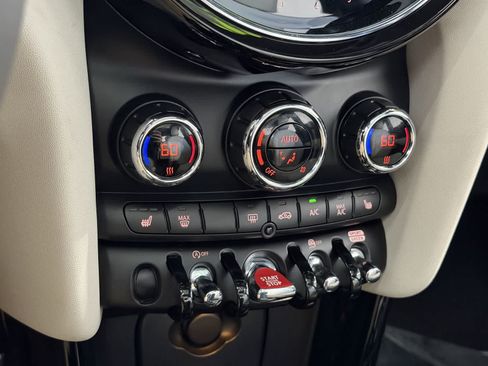 Used 2024 MINI Cooper S w/ Signature Upholstery Package FWD image 20