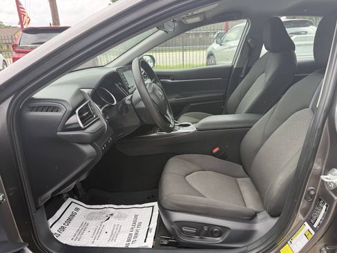 Used 2024 Toyota Camry LE FWD image 16