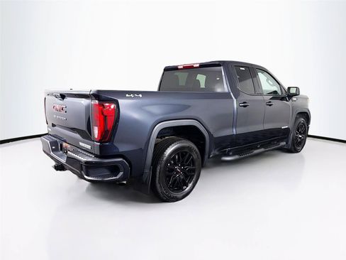 Used 2025 GMC Sierra 1500 Elevation AWD/4WD image 11
