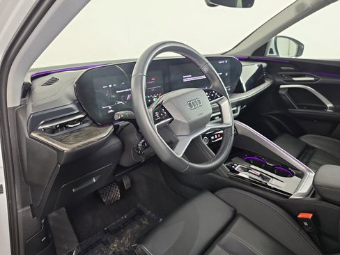 Certified 2025 Audi Q5 Premium Plus w/ Premium Plus AWD/4WD image 14