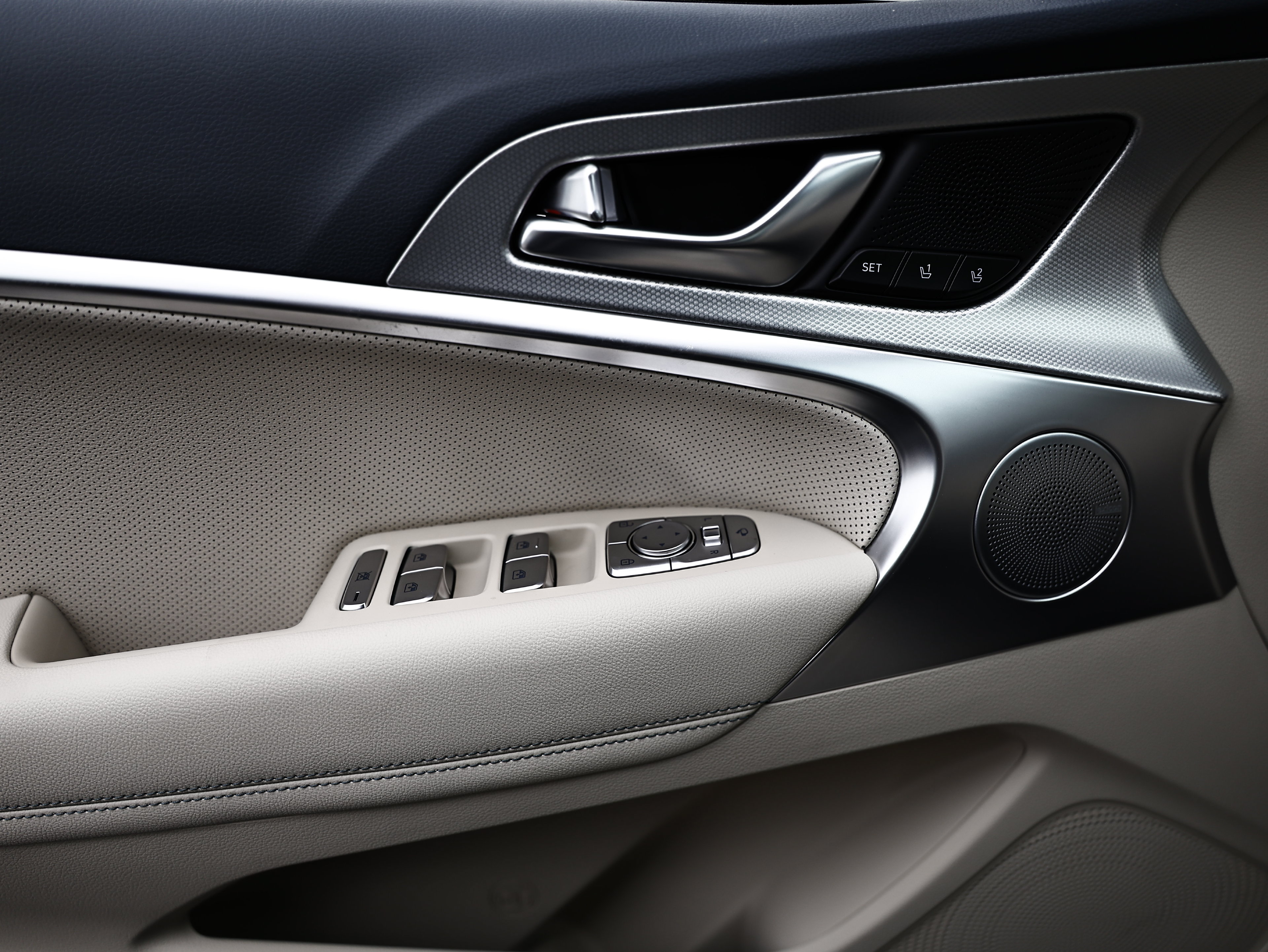 New 2026 Genesis G70 2.5T Prestige RWD image 17