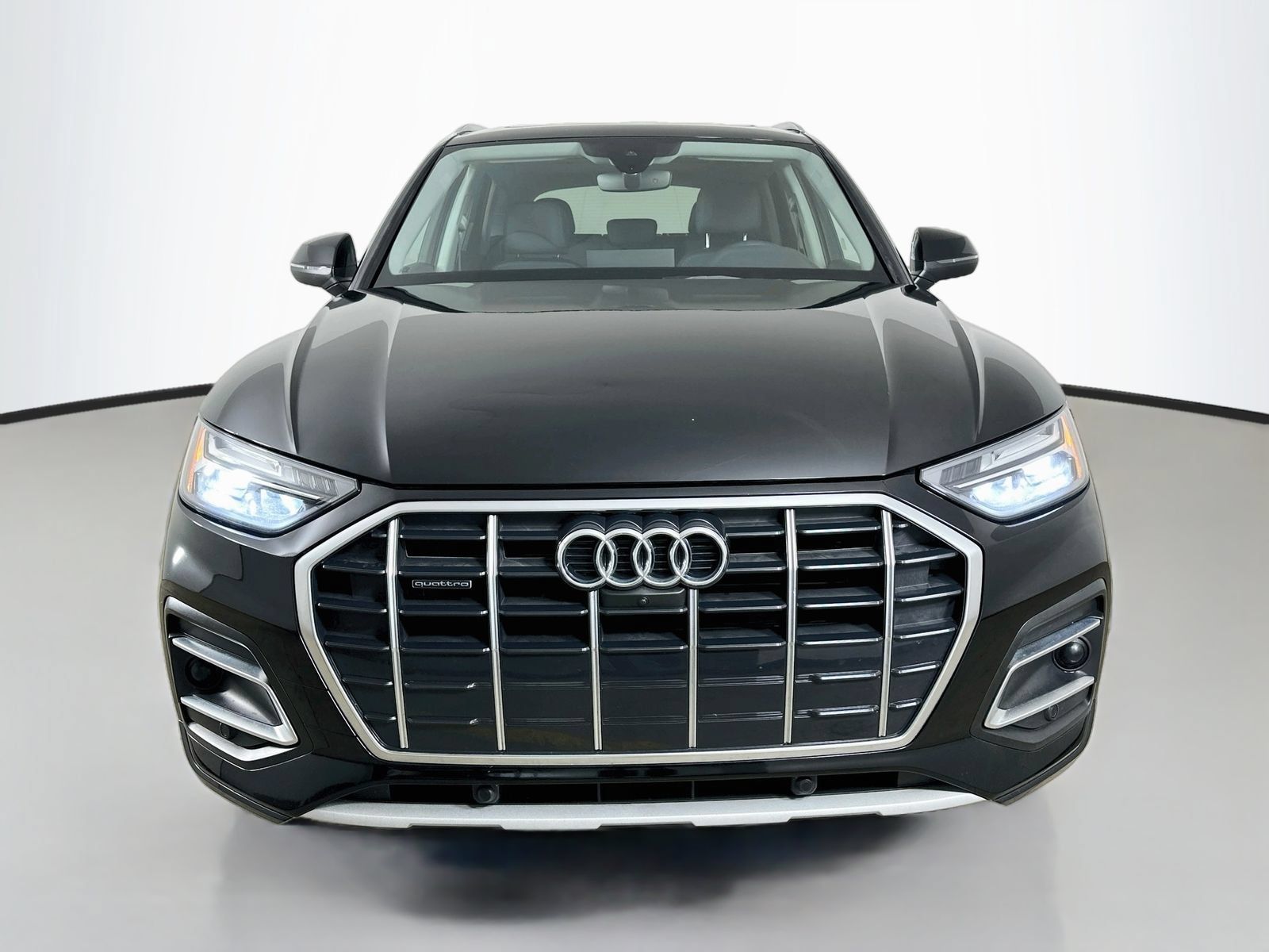 Used 2023 Audi Q5 Premium Plus AWD/4WD image 2