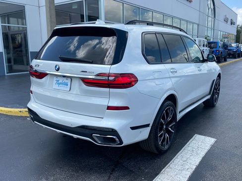 Used 2022 BMW X7 xDrive40i w/ M Sport Package AWD/4WD image 9
