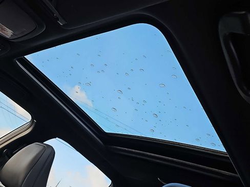 Used 2025 Subaru Forester Sport image 15