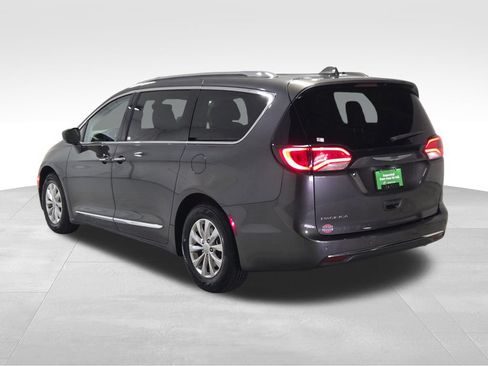 Certified 2018 Chrysler Pacifica Touring-L Plus FWD image 27