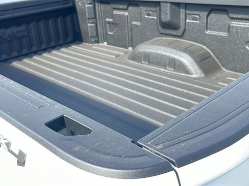 New 2026 GMC Sierra 3500 SLE w/ SLE Convenience Package image 22