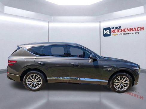 Used 2024 Genesis GV80 2.5T AWD/4WD image 3