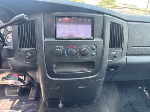 Used 2005 Dodge Ram 1500 Truck SLT w/ Trailer Tow Group AWD/4WD image 9