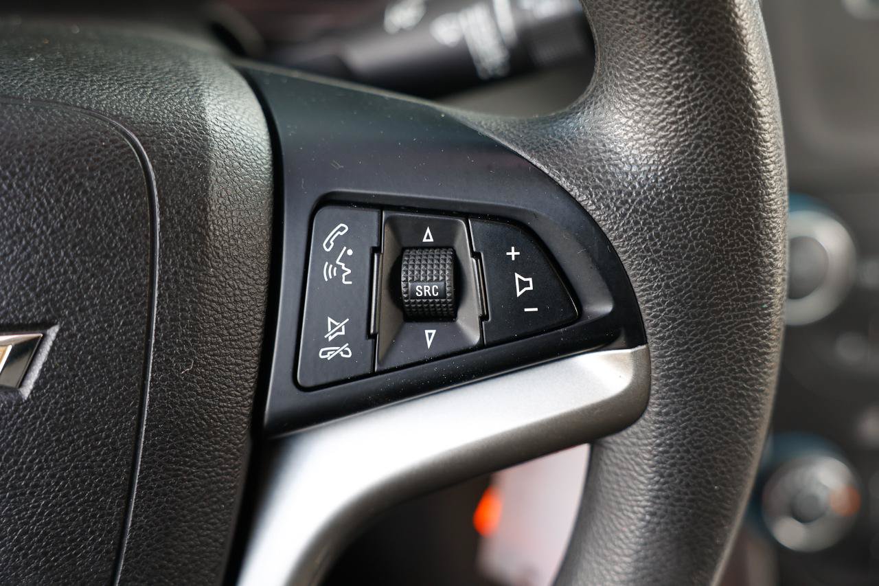Used 2015 Chevrolet Malibu LS FWD image 26