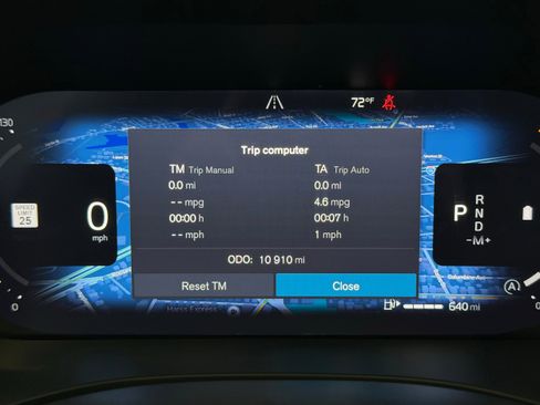 Certified 2025 Volvo XC60 B5 Core AWD/4WD image 19