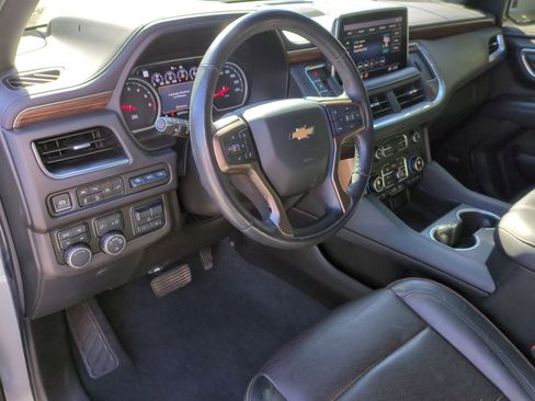 Used 2021 Chevrolet Tahoe High Country w/ Premium Package image 11