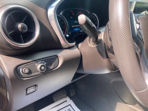 Used 2021 Chevrolet Blazer LT AWD/4WD image 19
