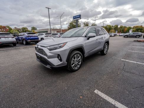 Used 2023 Toyota RAV4 Limited image 3
