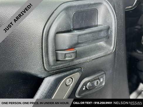 Used 2016 Jeep Wrangler Unlimited Sport w/ Quick Order Package 24S AWD/4WD image 16