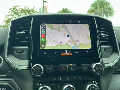 New 2026 RAM 1500 4x4 Crew Cab image 28