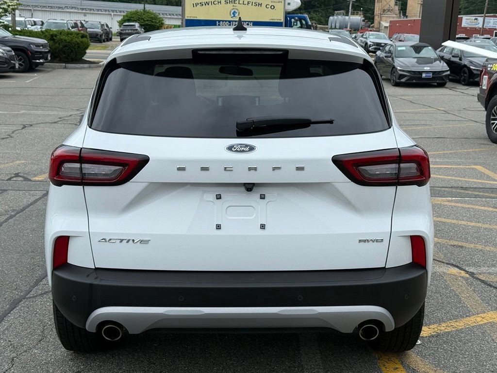 Used 2023 Ford Escape Active w/ Tech Pack #1 AWD/4WD image 5