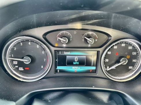 Used 2018 Buick Enclave Essence image 23