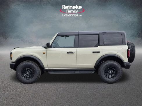 New 2026 Ford Bronco Badlands AWD/4WD image 9