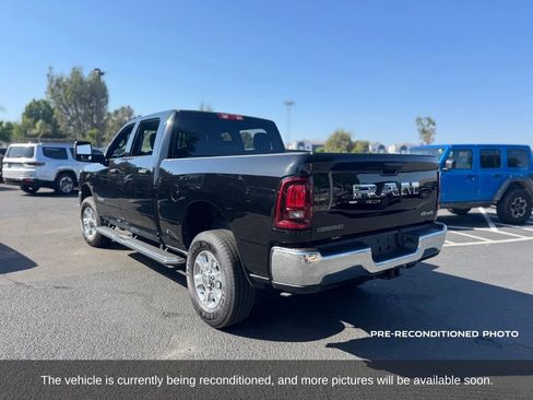 Used 2026 RAM 2500 Big Horn AWD/4WD image 3