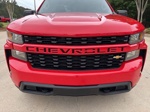Used 2020 Chevrolet Silverado 1500 Custom w/ Custom Value Package image 25