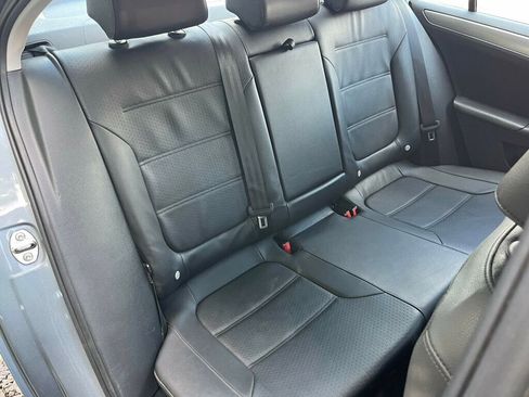 Used 2014 Volkswagen Jetta TDI FWD image 31