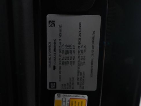 Used 2021 GMC Yukon XL Denali image 27