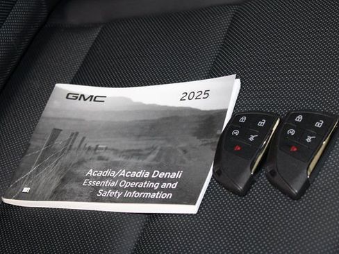Used 2025 GMC Acadia Denali w/ LPO, Floor Liner Package image 38