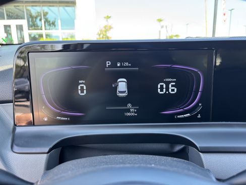 Certified 2026 Kia Seltos LX AWD/4WD image 27