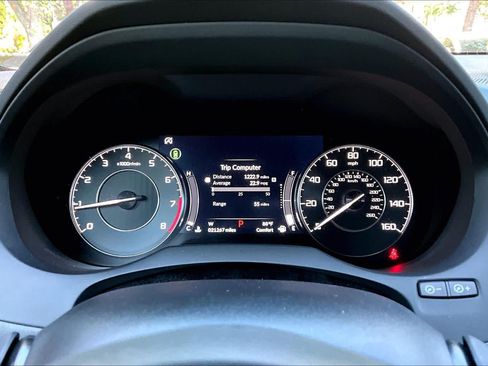 Certified 2025 Acura RDX SH-AWD image 24