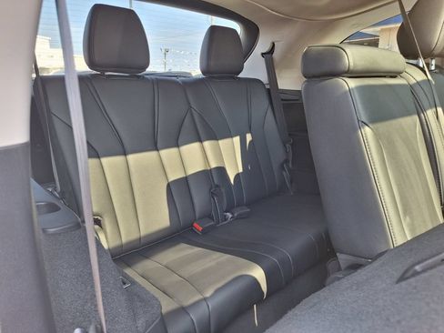 Certified 2025 Acura MDX FWD image 31