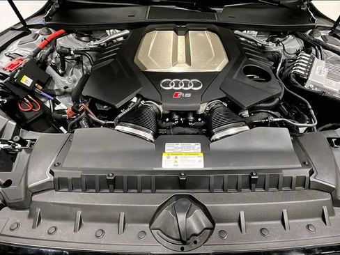 Used 2023 Audi RS 7 Sportback w/ Black Optic Package AWD/4WD image 6