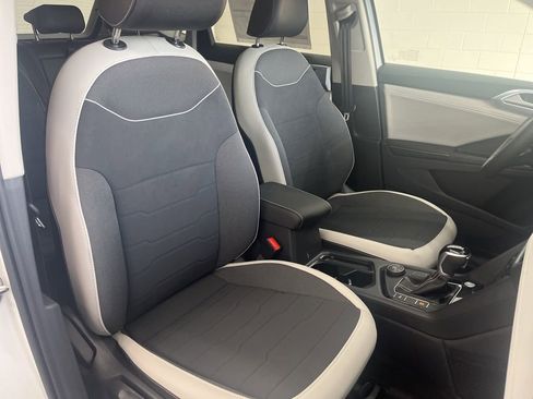 New 2026 Volkswagen Taos SE image 36