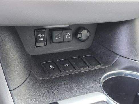 Used 2019 Toyota Highlander Plus image 21