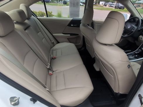 Used 2014 Honda Accord EX-L image 28