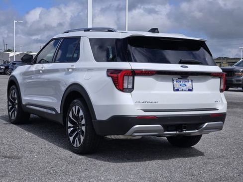 Used 2026 Ford Explorer Platinum w/ LUX Leather Package AWD/4WD image 5