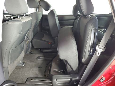 Used 2018 Nissan Pathfinder SV w/ Cargo Package FWD image 13
