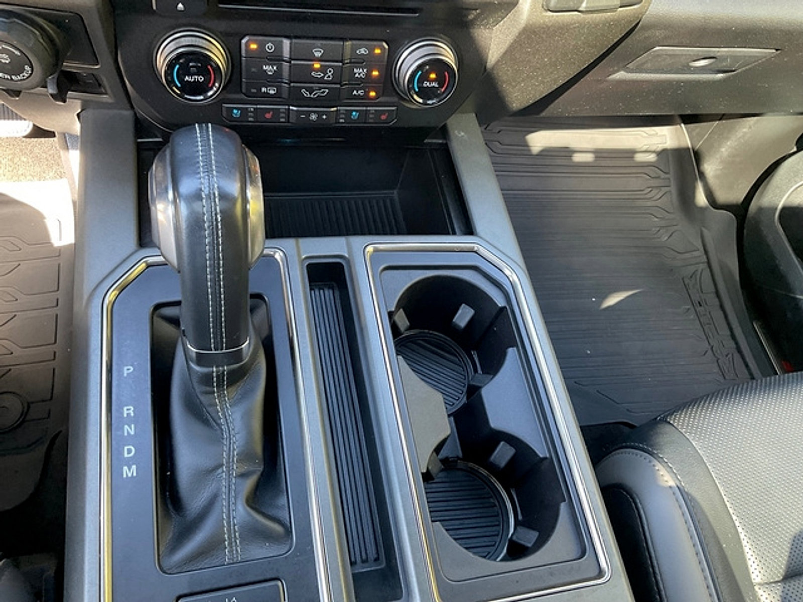 Used 2018 Ford F150 Raptor w/ Equipment Group 802A Luxury AWD/4WD image 26
