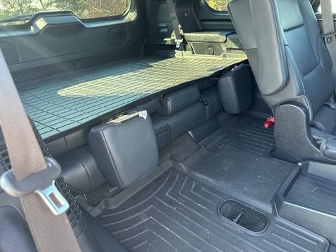 Used 2023 Toyota Sequoia Platinum image 12