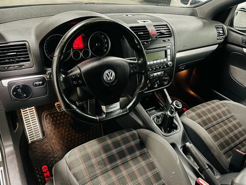 Used 2008 Volkswagen GTI 4-Door FWD image 17