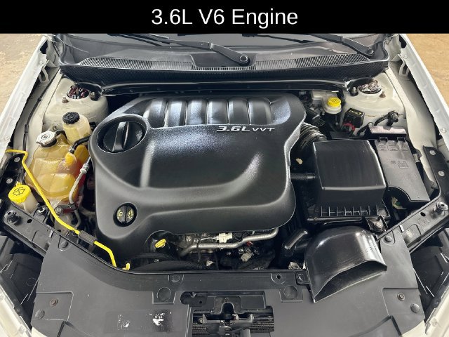 Used 2014 Chrysler 200 Limited FWD image 35