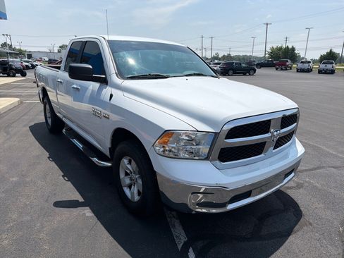 Used 2016 RAM 1500 Classic SLT AWD/4WD image 5