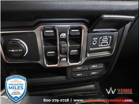 New 2026 Jeep Gladiator Sport AWD/4WD image 14