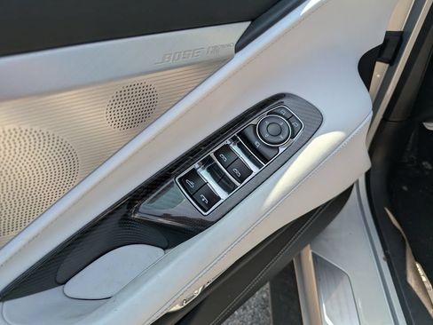 Used 2022 Chevrolet Corvette Stingray Premium Conv w/ Z51 Performance Package RWD image 14