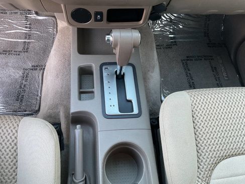 Used 2014 Nissan Frontier SV image 21