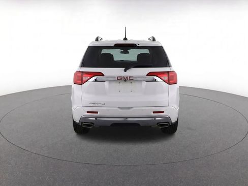 Used 2019 GMC Acadia Denali w/ Technology Package FWD image 6