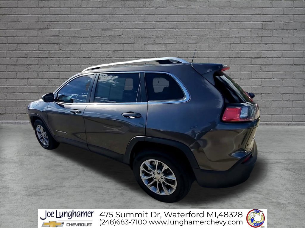 Used 2020 Jeep Cherokee Latitude Plus w/ Cold Weather Group AWD/4WD image 6